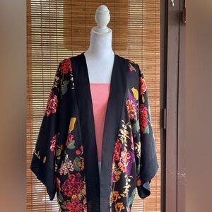 Beautiful h&m floral kimono
